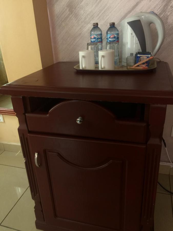 Rising Sun Hotel 다르에스살람 외부 사진
